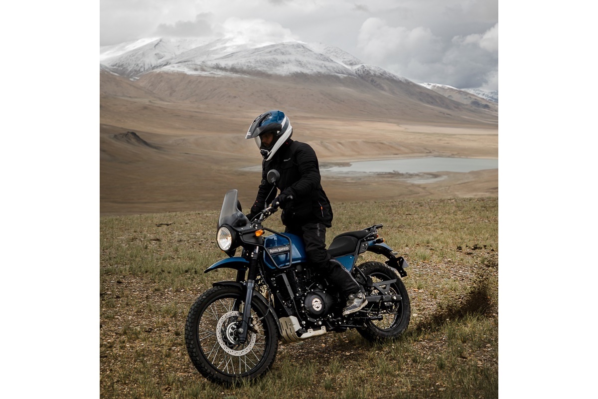 Royal Enfield Himalayan 2023 en acción