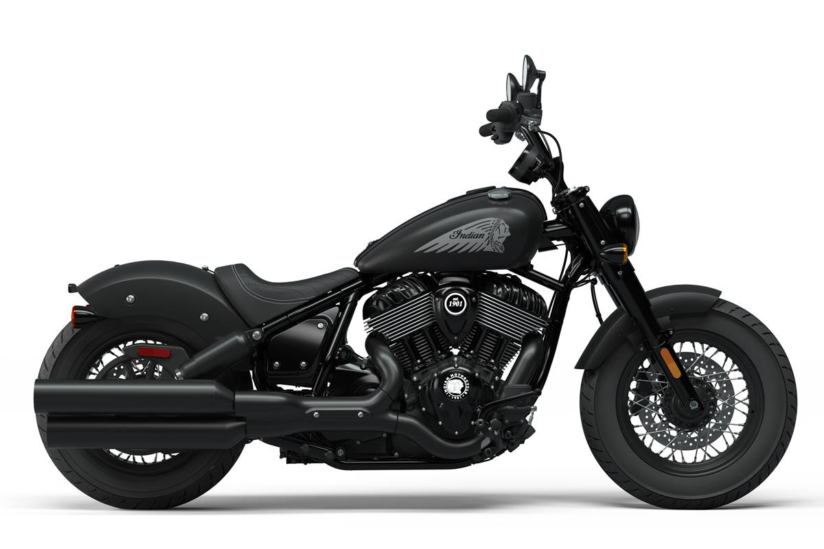 2023-ind-chiefbobberdarkhorse-abs-us-blacksmoke-cgi-rightprofile-n23dldbhah0056
