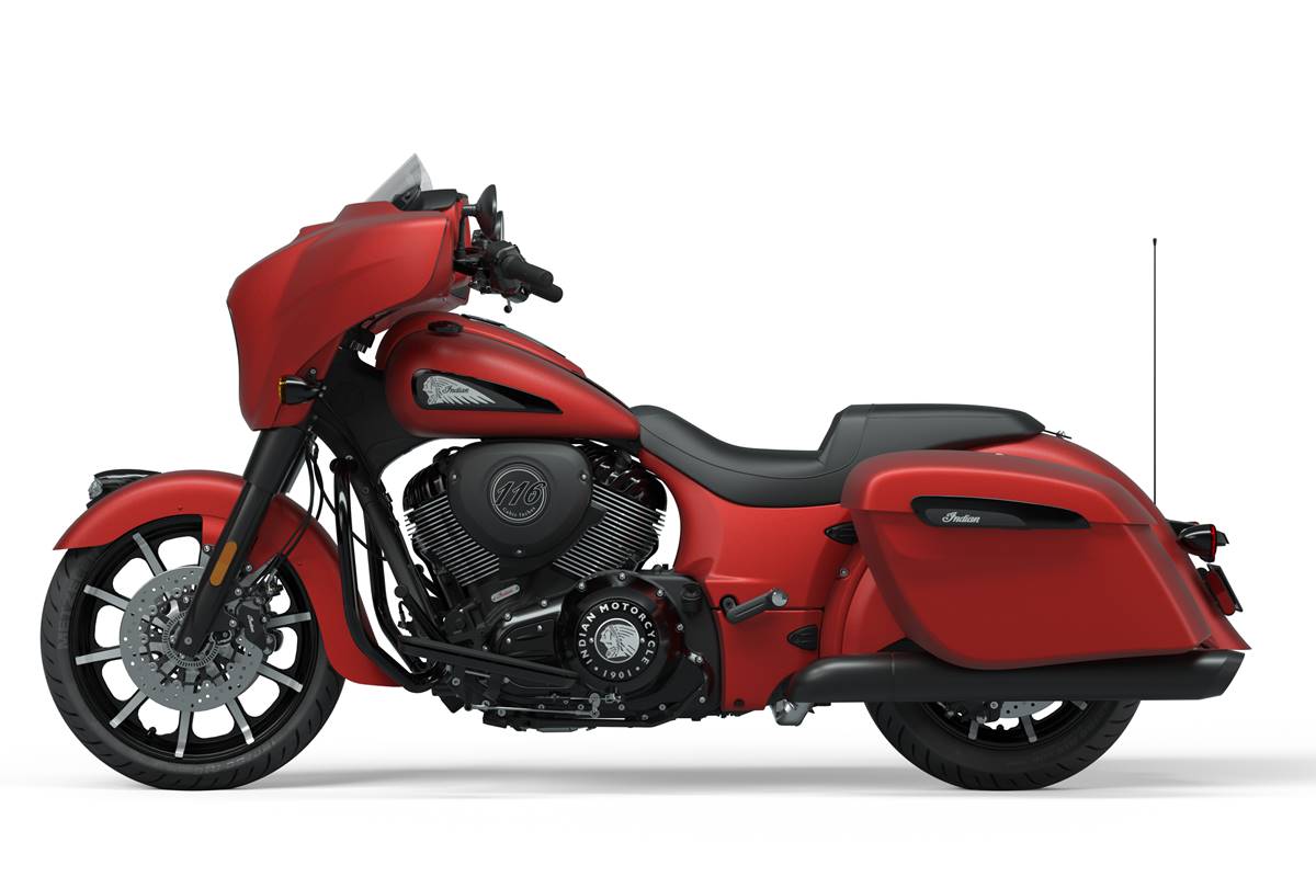 2023-ind-chieftain-darkhorse-us-rubysmoke-cgi-leftprofile-n23tcdbbak
