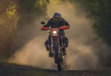 KTM 690 ENDURO R en acción