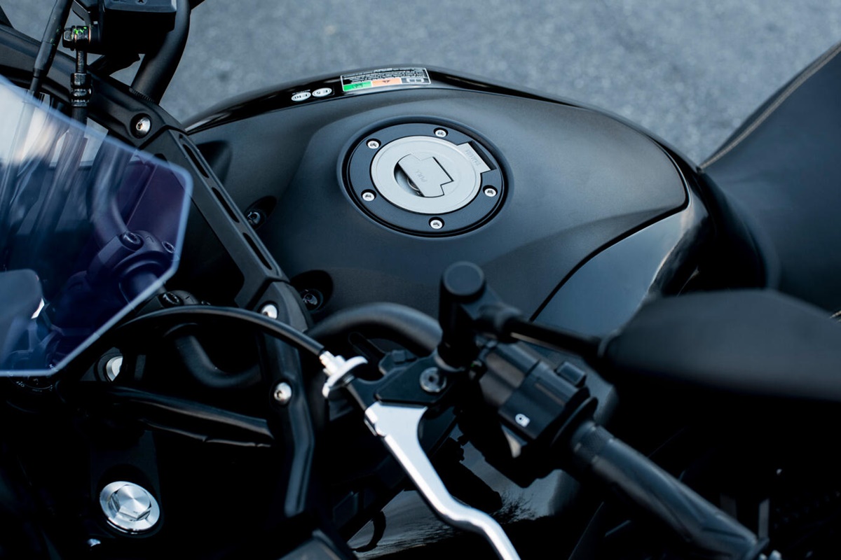 Yamaha Tracer 7 2023 en detalle