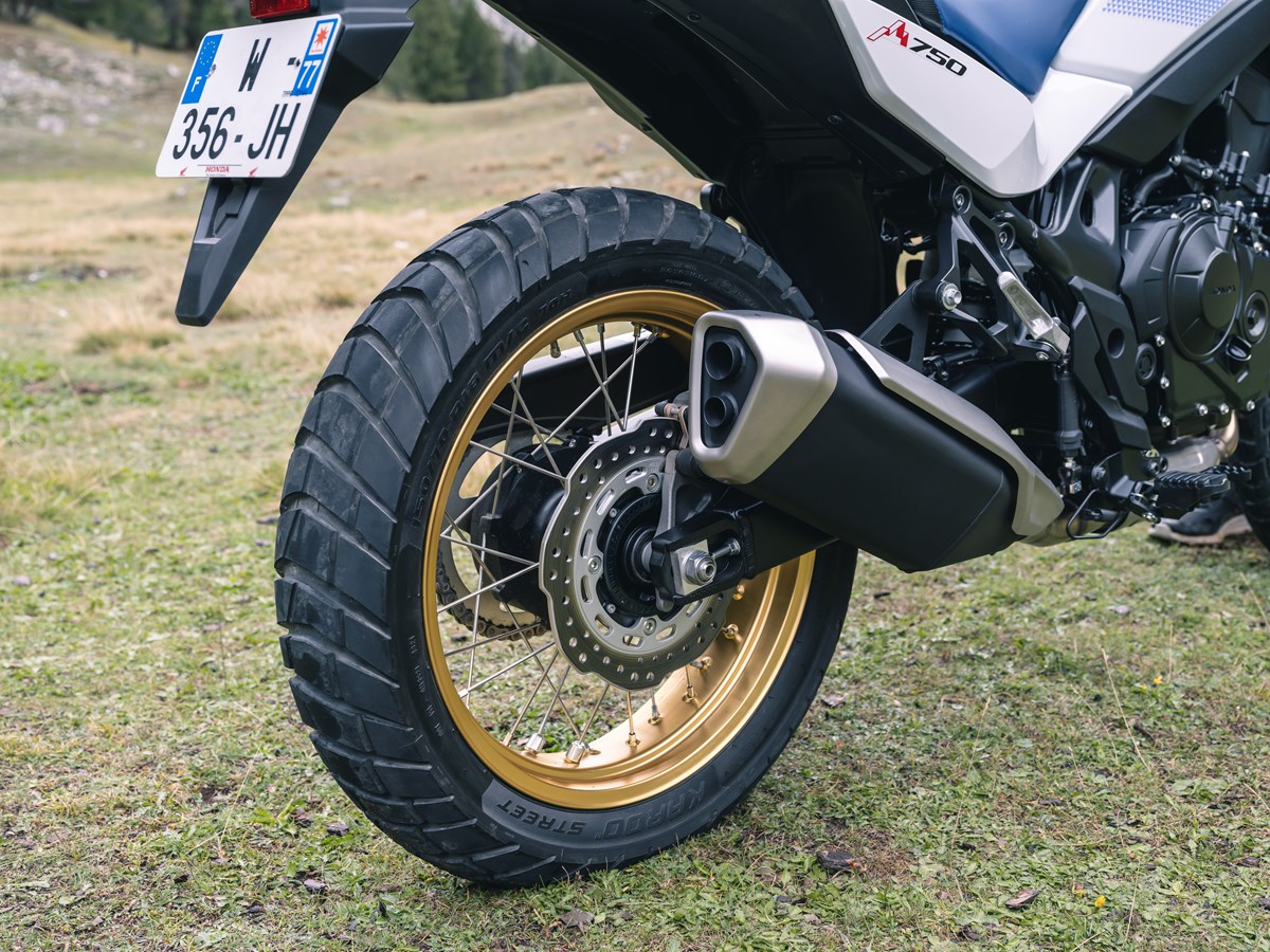 Honda XL750 Transalp 2023 en detalle