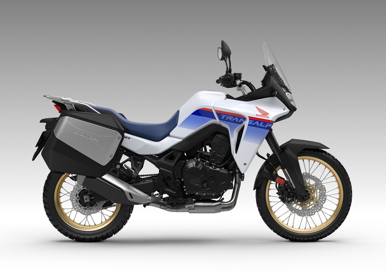 Honda XL750 Transalp 2023 en estático