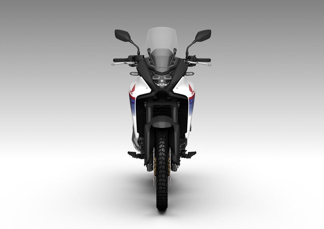 Honda XL750 Transalp 2023 en estático
