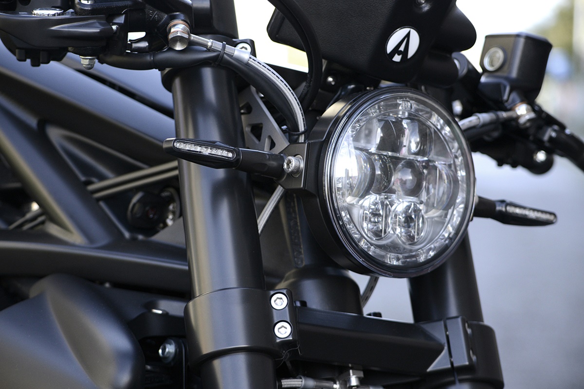 Ariel Ace Black Edition en detalle