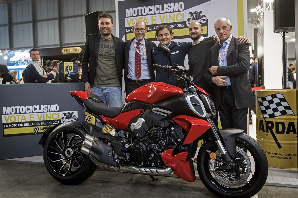 Ducati Diavel V4 en EICMA 2022