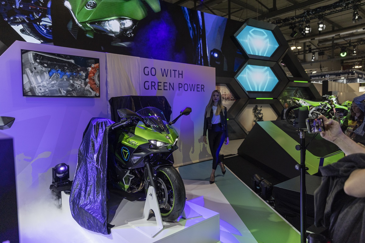 Presentación de Kawasaki en EICMA 2022