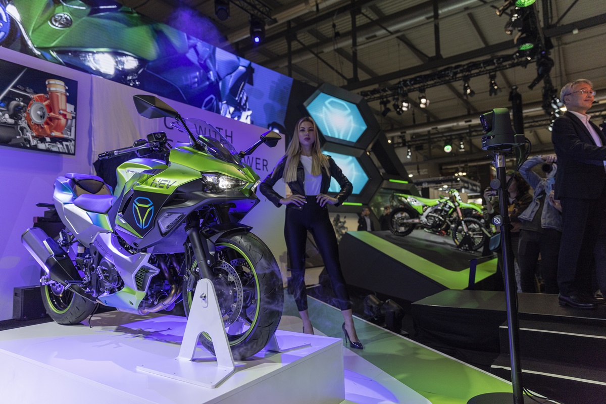 Presentación de Kawasaki en EICMA 2022