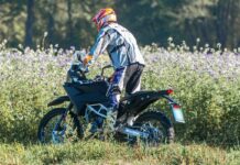 Nueva KTM 390 Adventure 2023 en acción