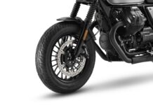 Moto Guzzi V9 Bobber Special Edition 2023 en detalle