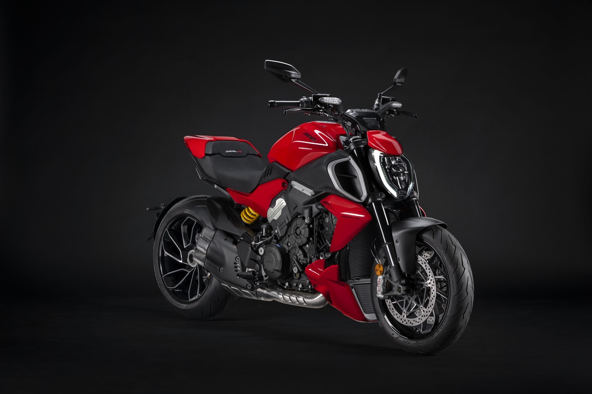 Ducati Diavel V4 2023