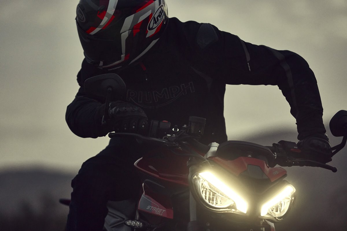 street_triple_rs_my23_18066_ml