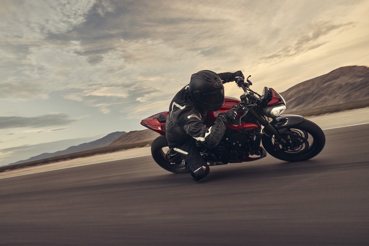 street_triple_rs_my23_42845_ml