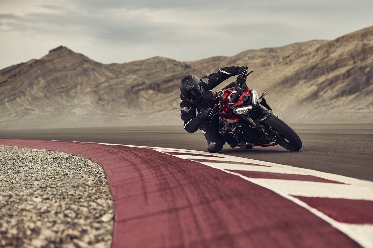 street_triple_rs_my23_44303_ml