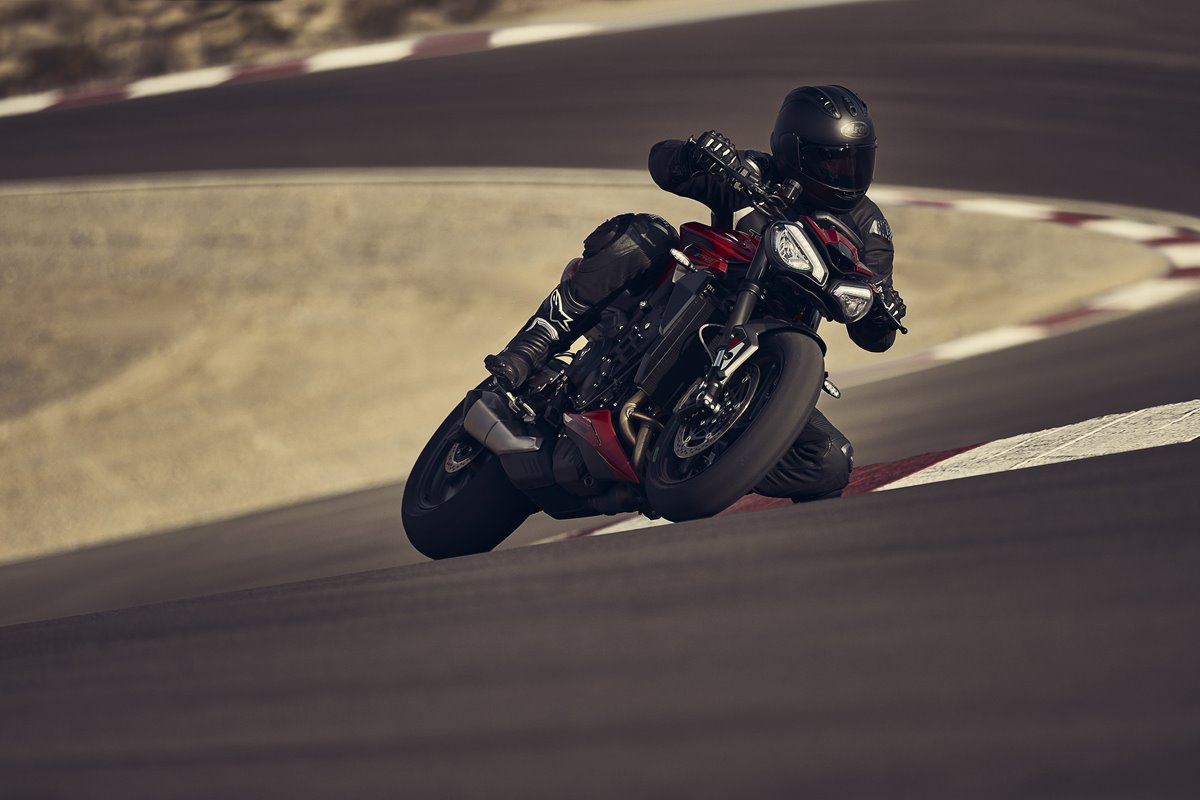 street_triple_rs_my23_44572_ml