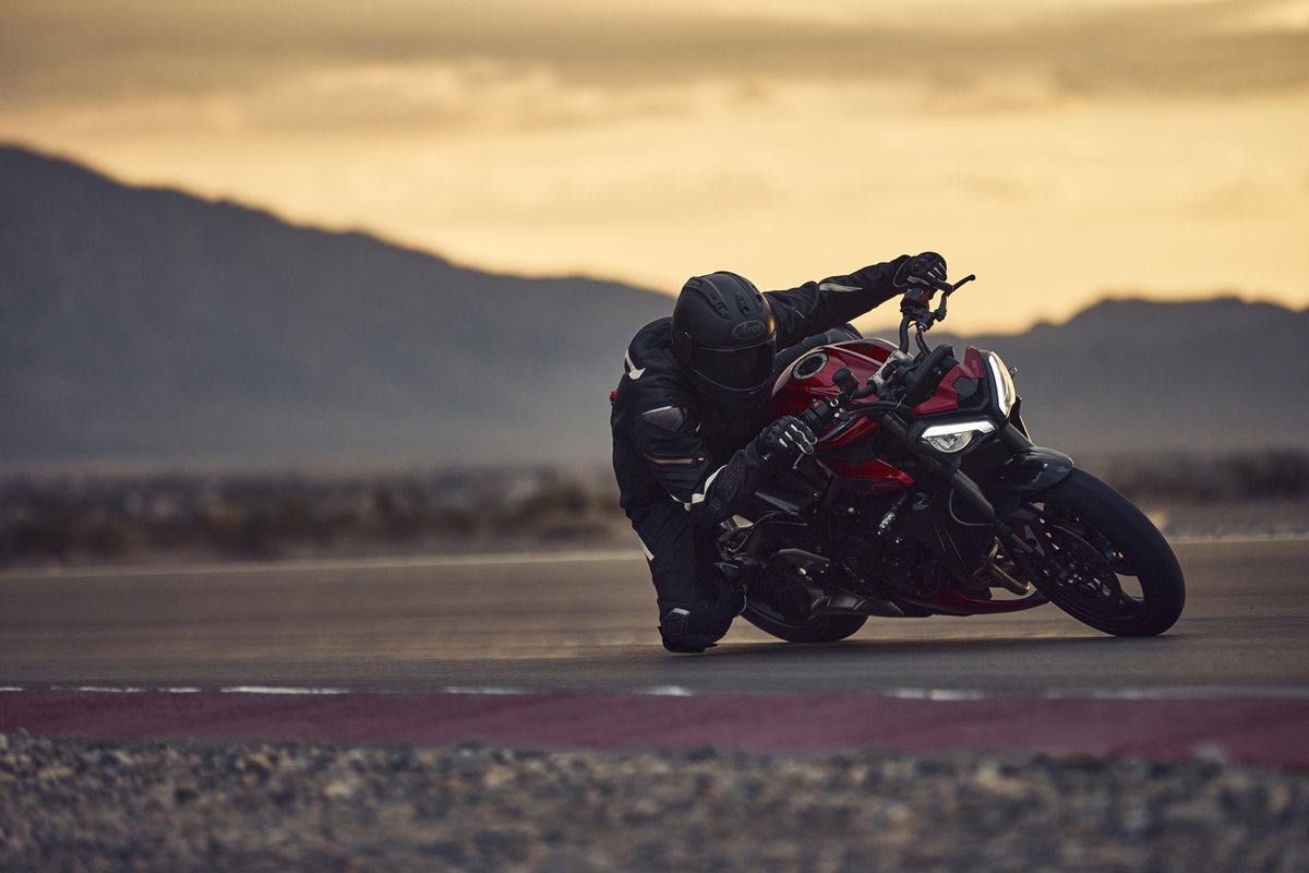 street_triple_rs_my23_47513_ml