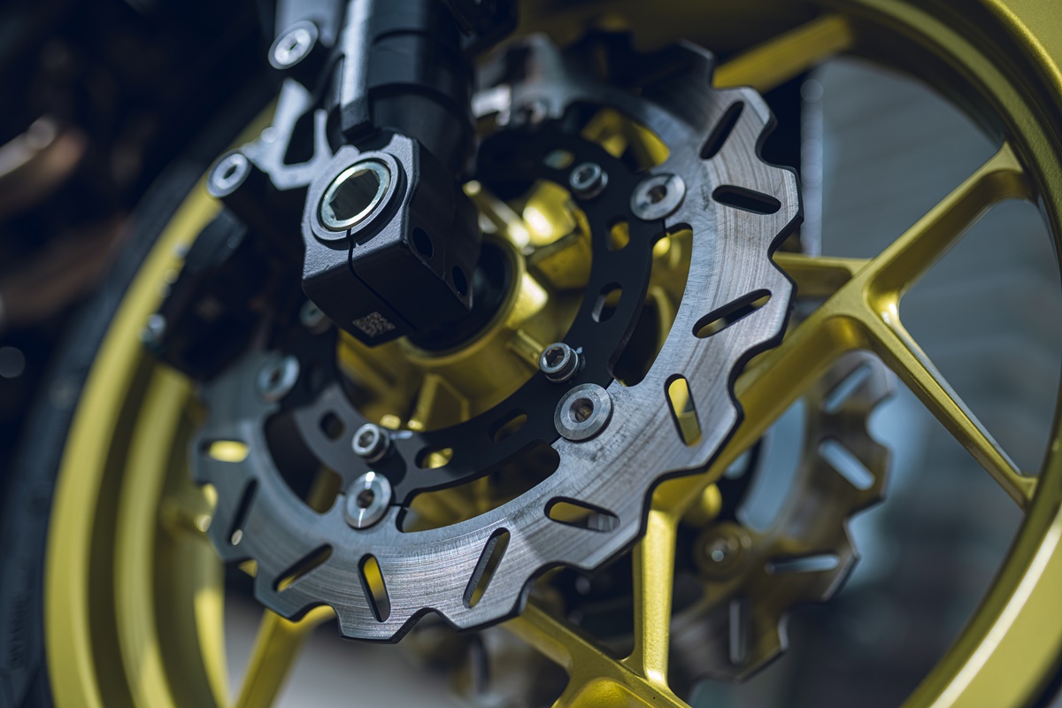 QJMotor SRK 400 2023 en detalle