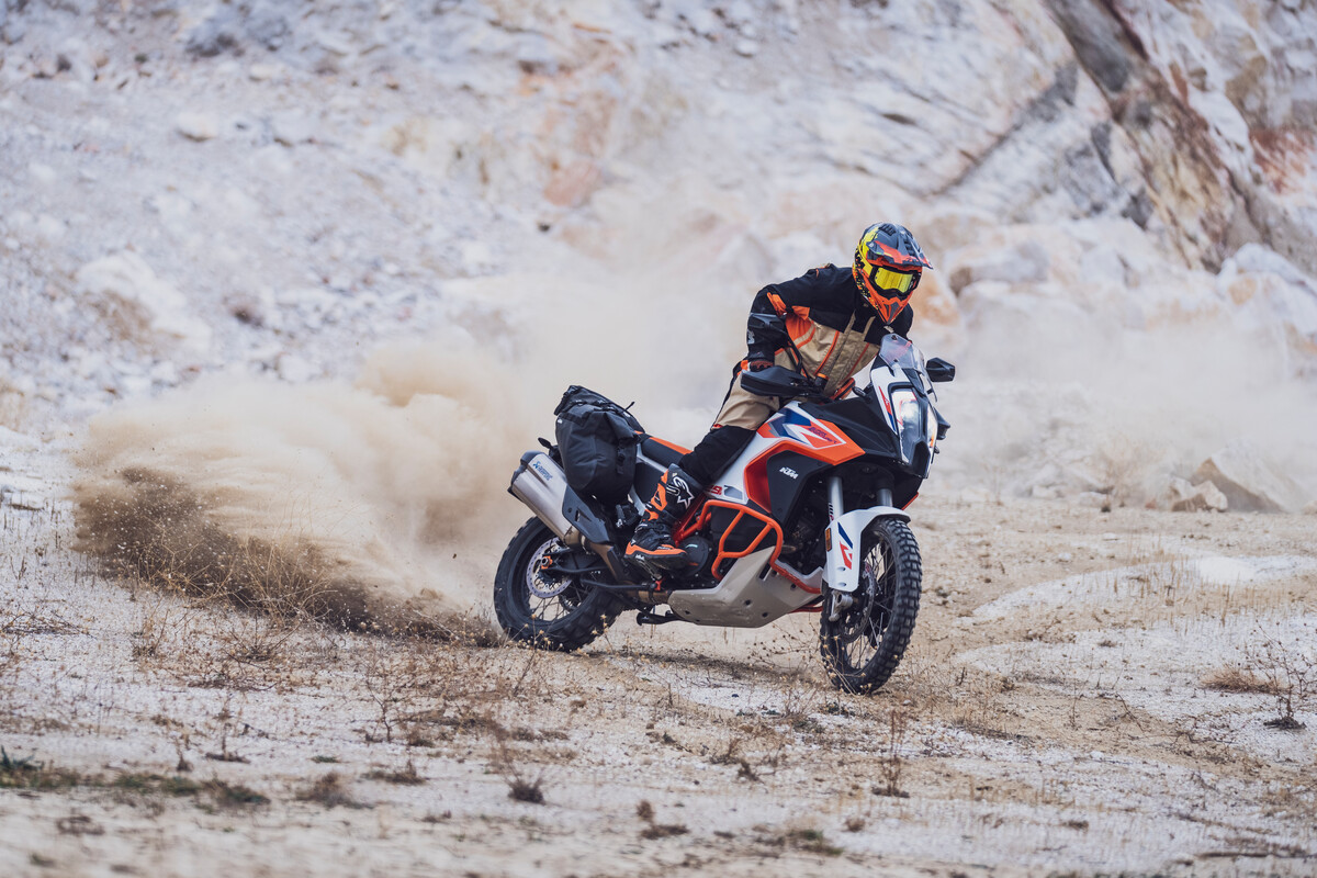 2023_ktm_1290_super_adventure_r-5