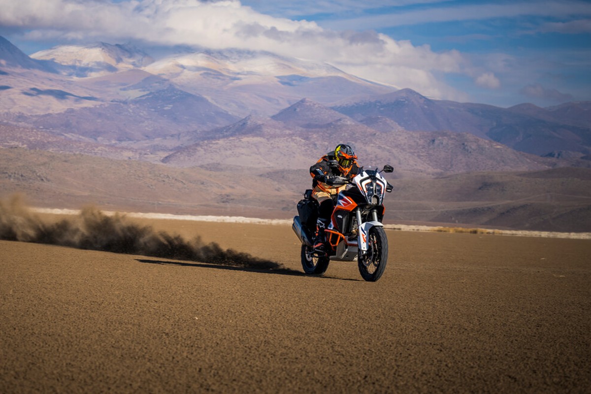 2023_ktm_1290_super_adventure_r-7