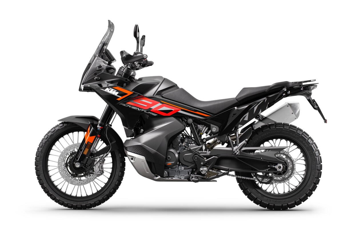 KTM 790 Adventure 2023 fotografías de estudio
