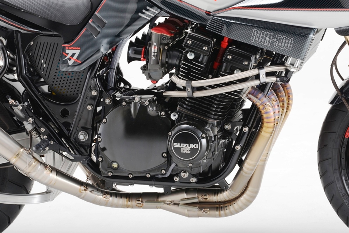 Katana GSX1000S RCM-500 en detalle