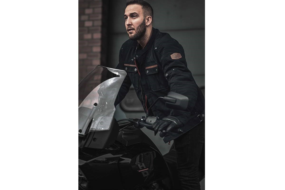 Gama de equipamiento de Harley-Davidson y Held