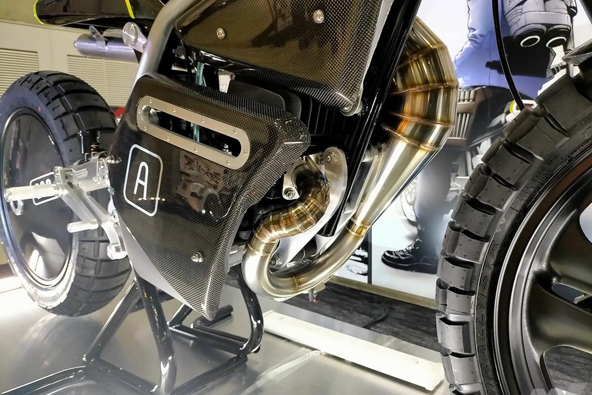 Honda half200 ENIAC en detalle