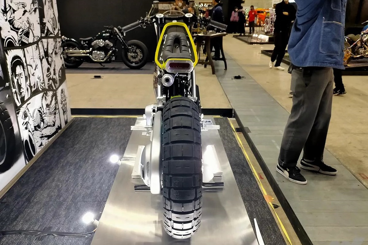 Honda half200 ENIAC en detalle