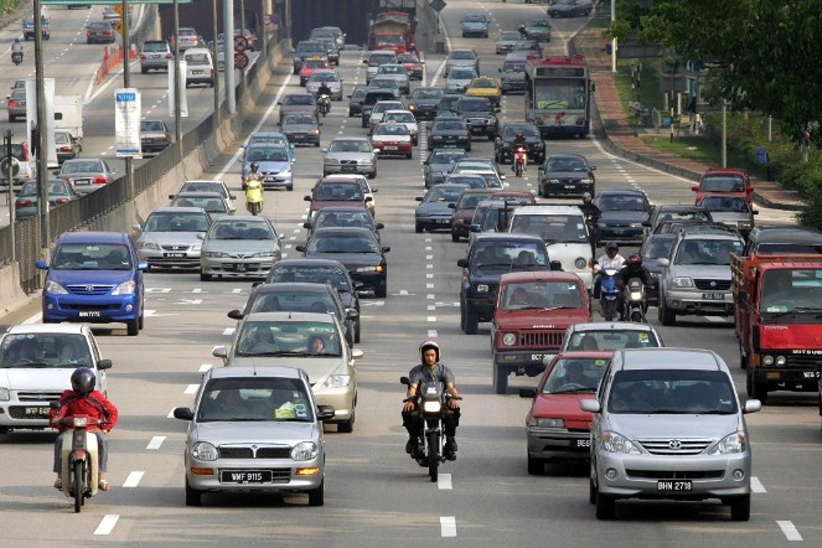 Circulación en una carretera malaya