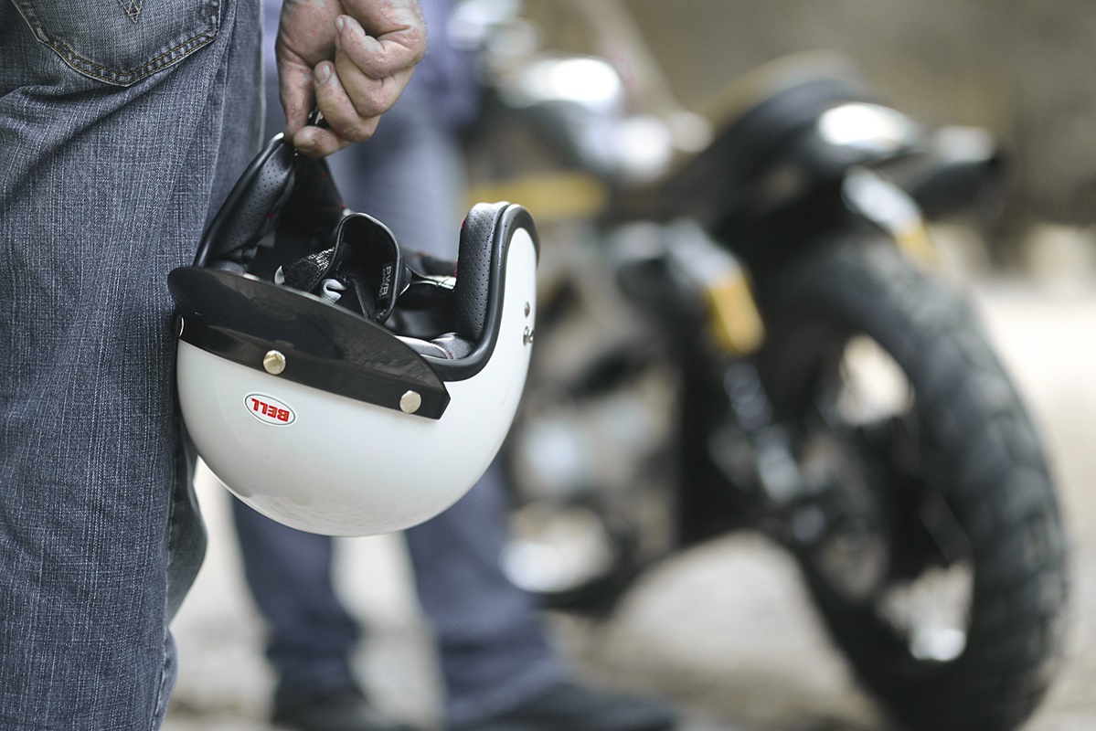 Bell Custom 500 en acción