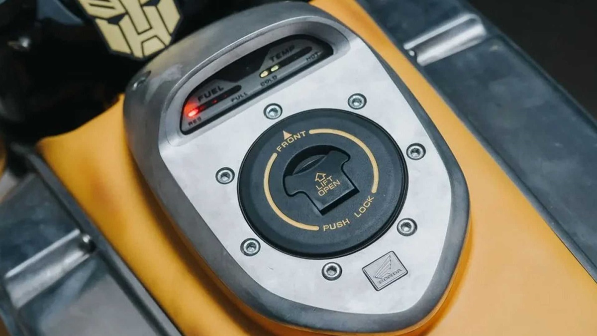 Honda X4 Bumblebee en detalle
