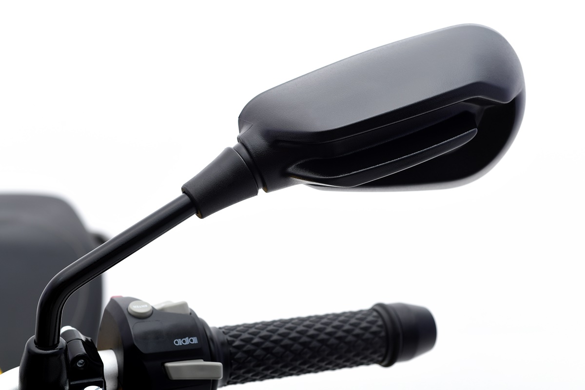 Voge 350 AC en detalle