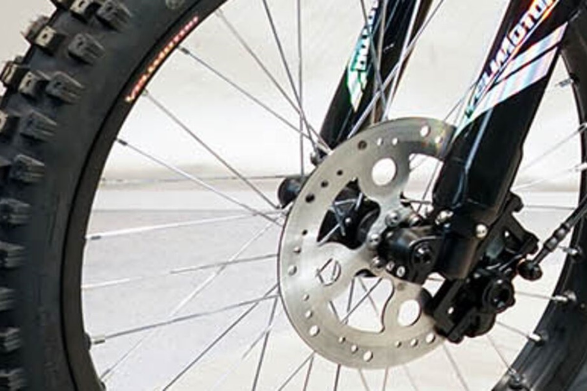 Velimotor VMX 08 en detalle