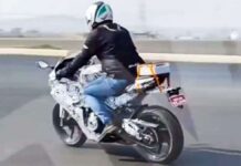 Mula de pruebas de Aprilia cazada en acción
