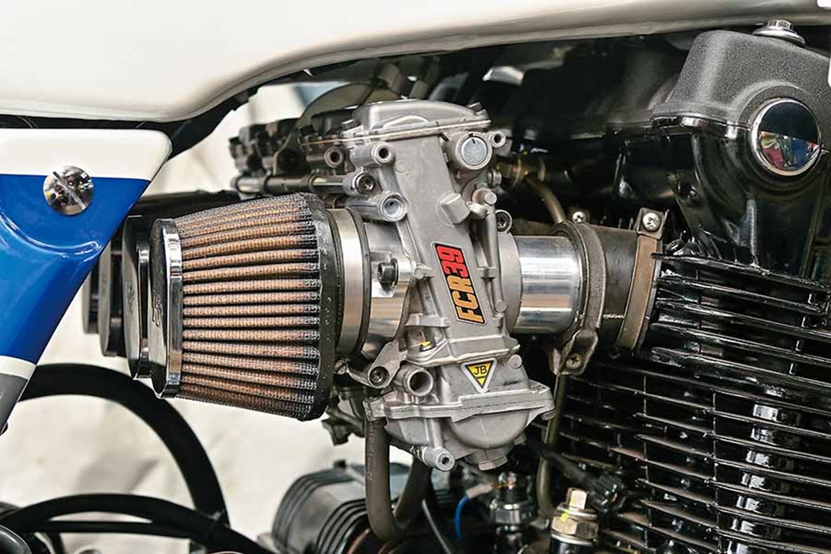 Honda CB1100RC en detalle