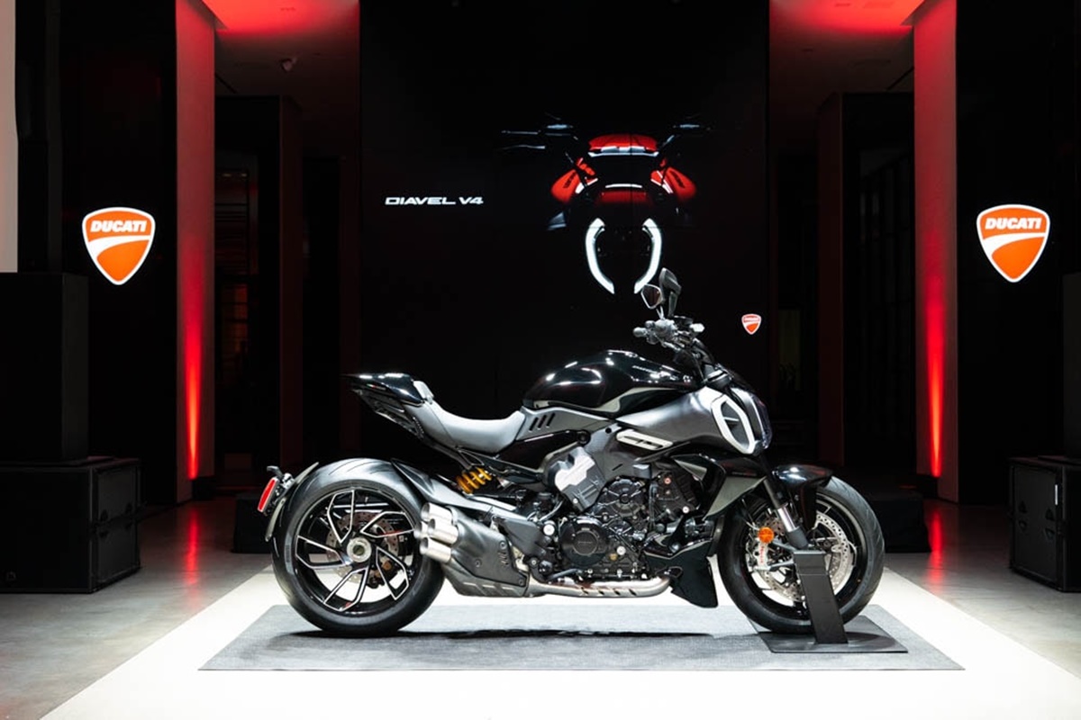 "Diavel V4 Design Nights" New York