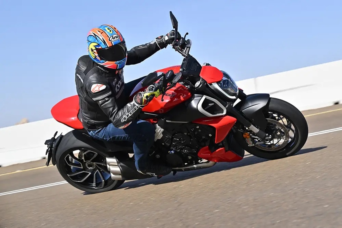 Nueva Ducati Diavel V4
