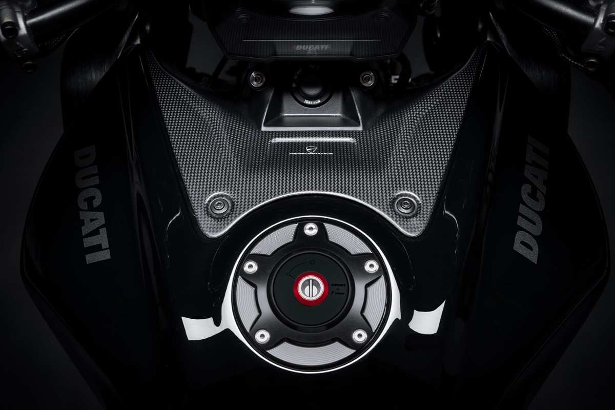 Paquetes de equipamiento Ducati Performance para la Diavel V4