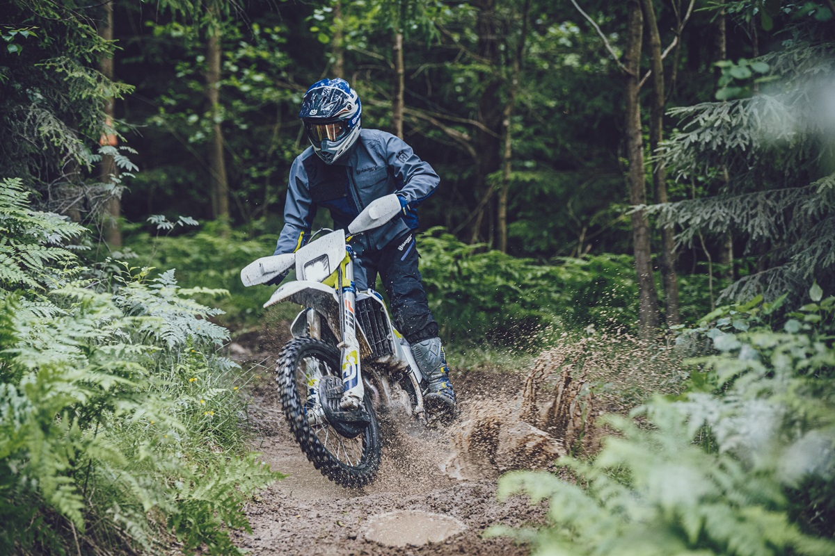 Colección de ropa Husqvarna 2023