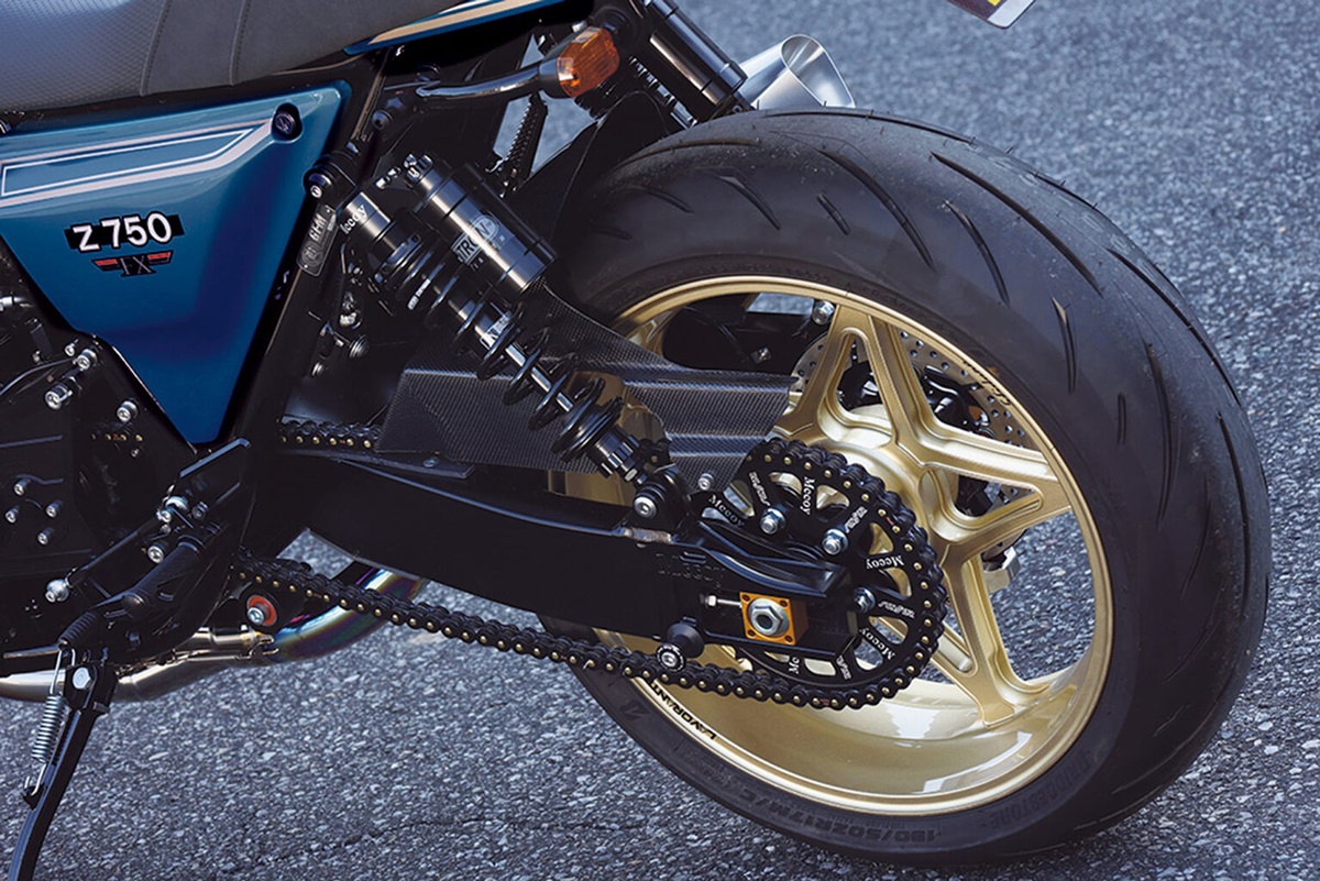 Kawasaki Z750FX by Bull Dock en detalle