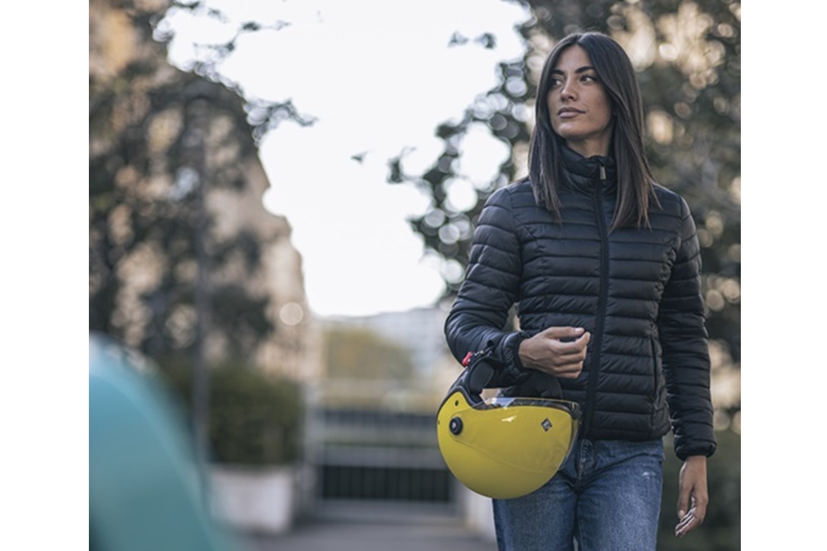 Tucano Urbano Superleggera en acción