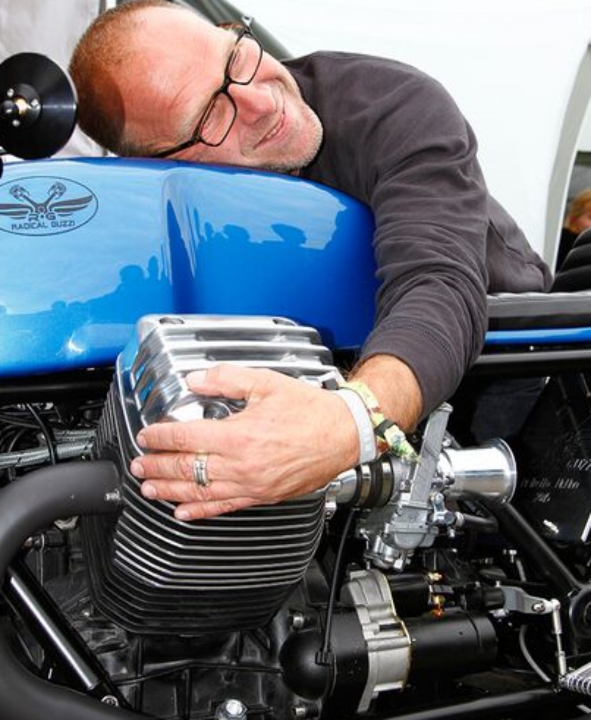 radical_guzzi_9