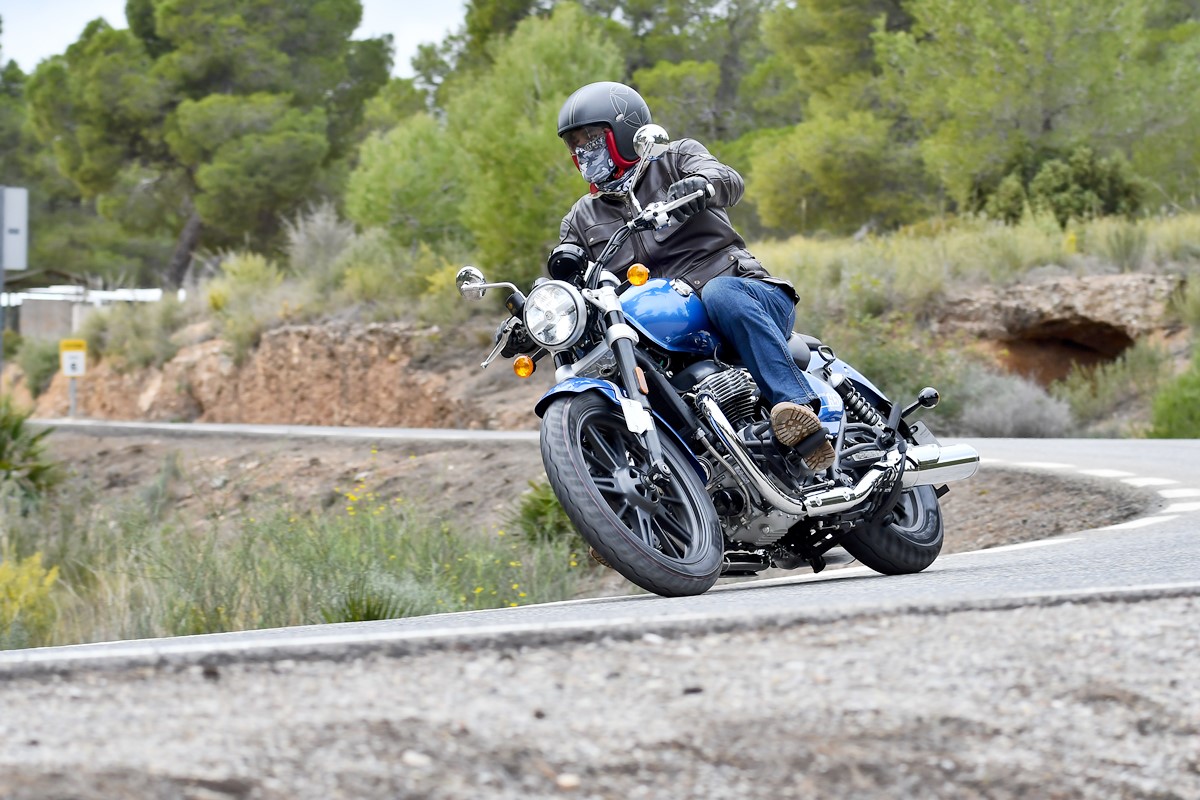 royal_enfield-supermeteor650-valencia-206