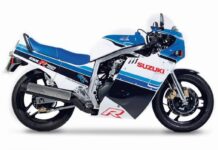 Su mecánica de 748 cc ofrecía una potencia máxima de 105 CV