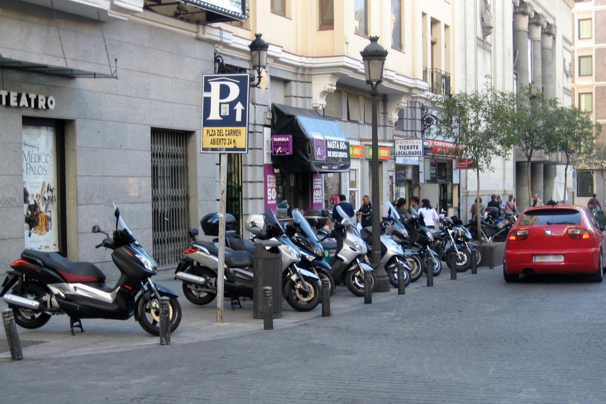 Con esta teoría pasar por un parking de motos es pasar por un museo de la testosterona perdida