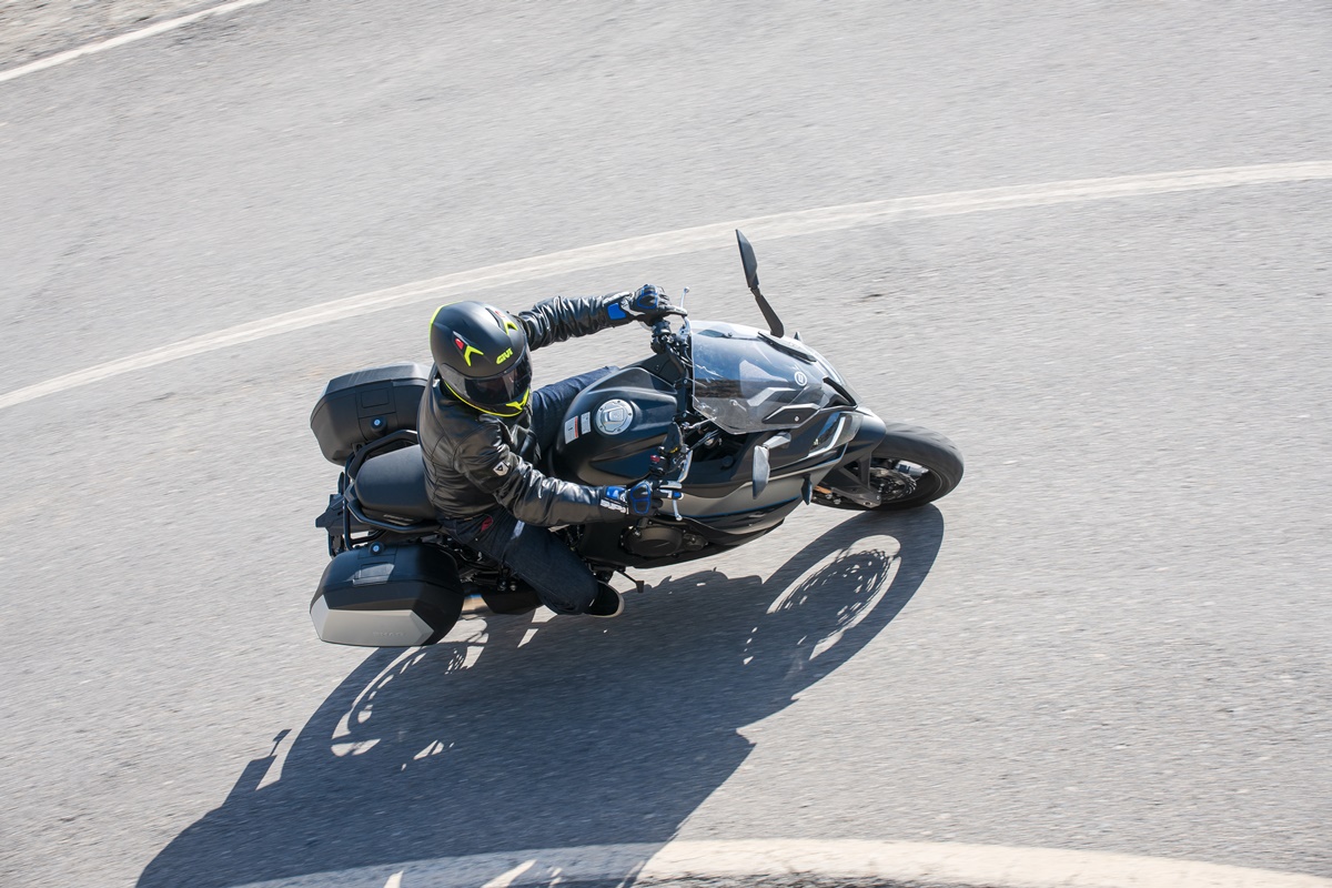 2023-02-23_cf_moto-1486