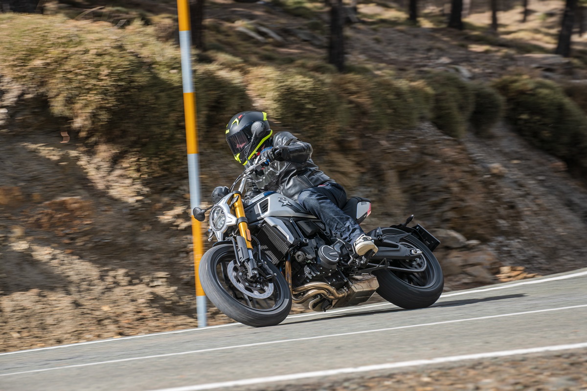 2023-02-23_cf_moto-292