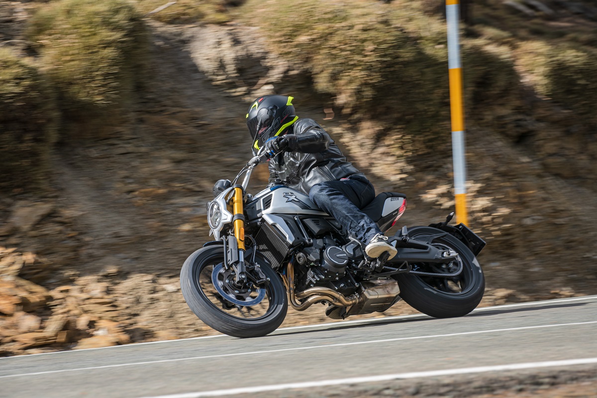 2023-02-23_cf_moto-3208