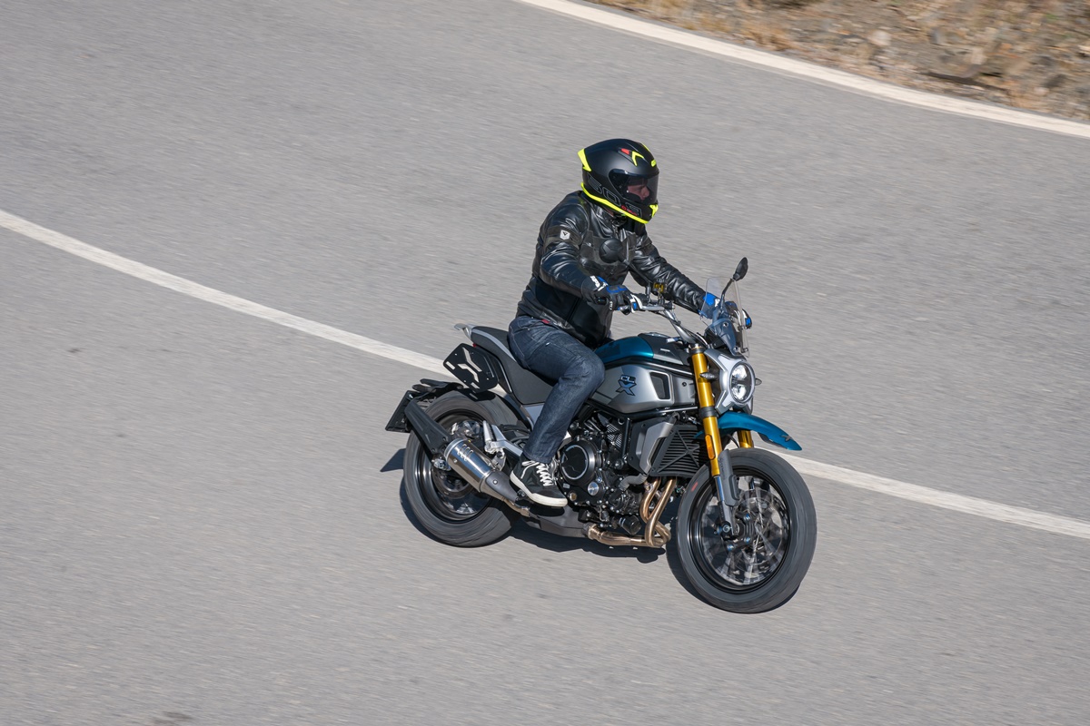 2023-02-23_cf_moto-416