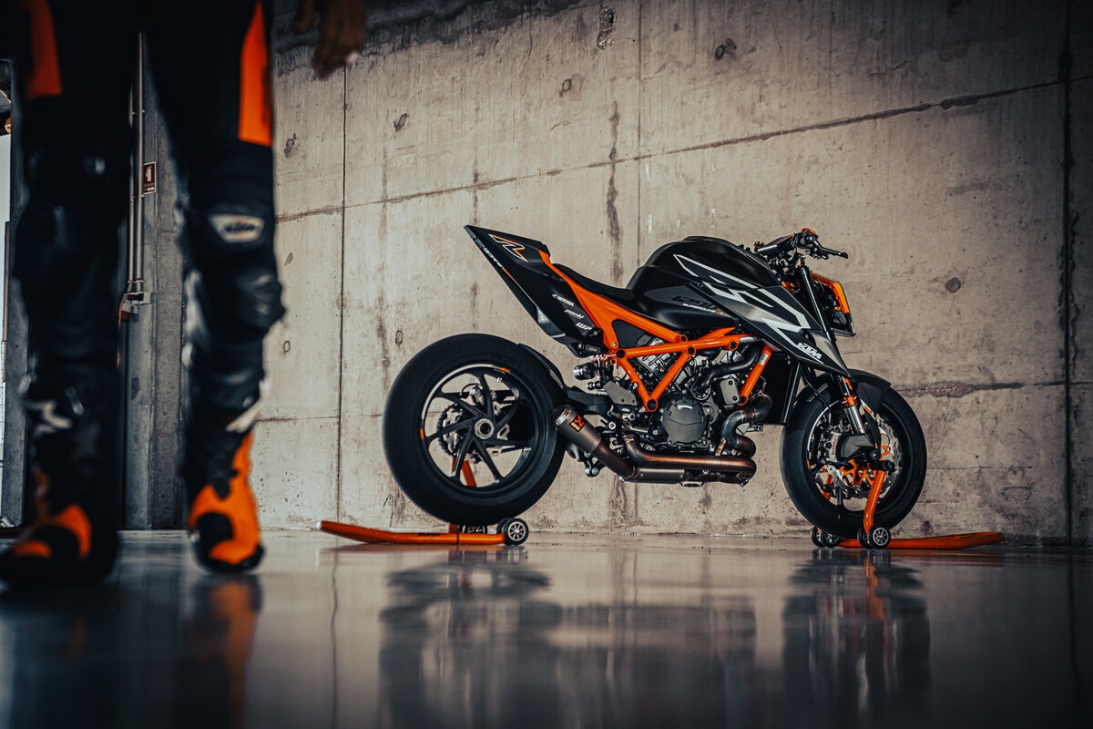 KTM 1290 Super Duke RR 2023